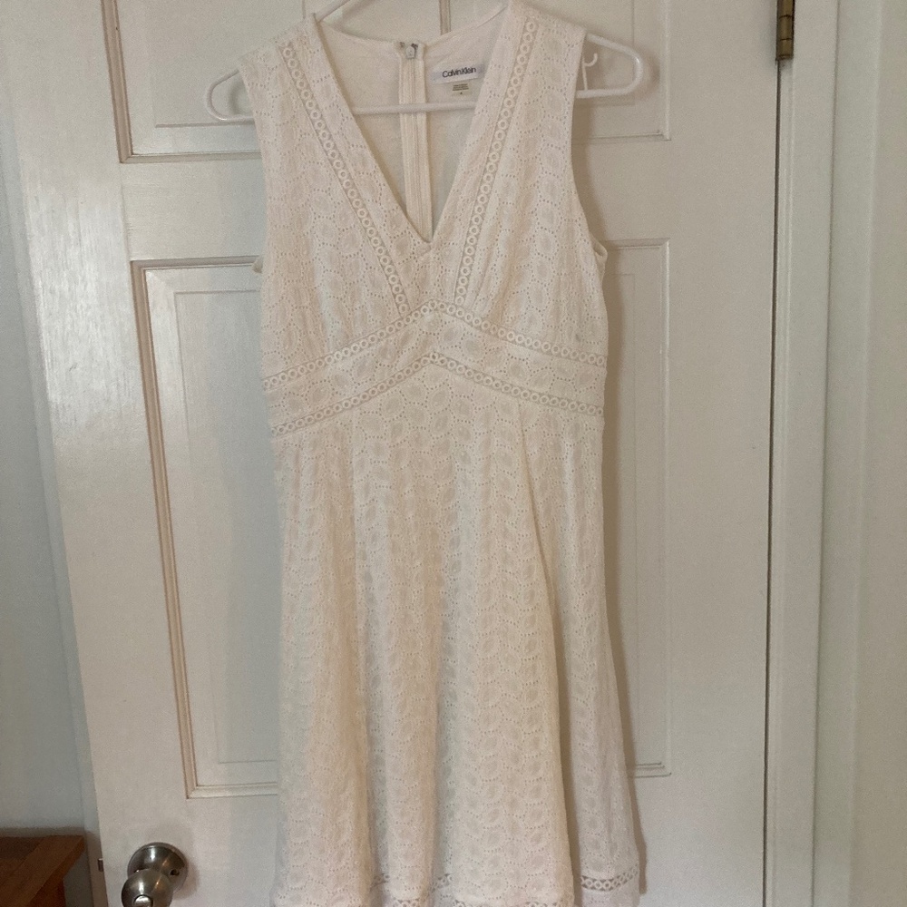 Preppy Calvin Klein - size 4 white dress -  classic style